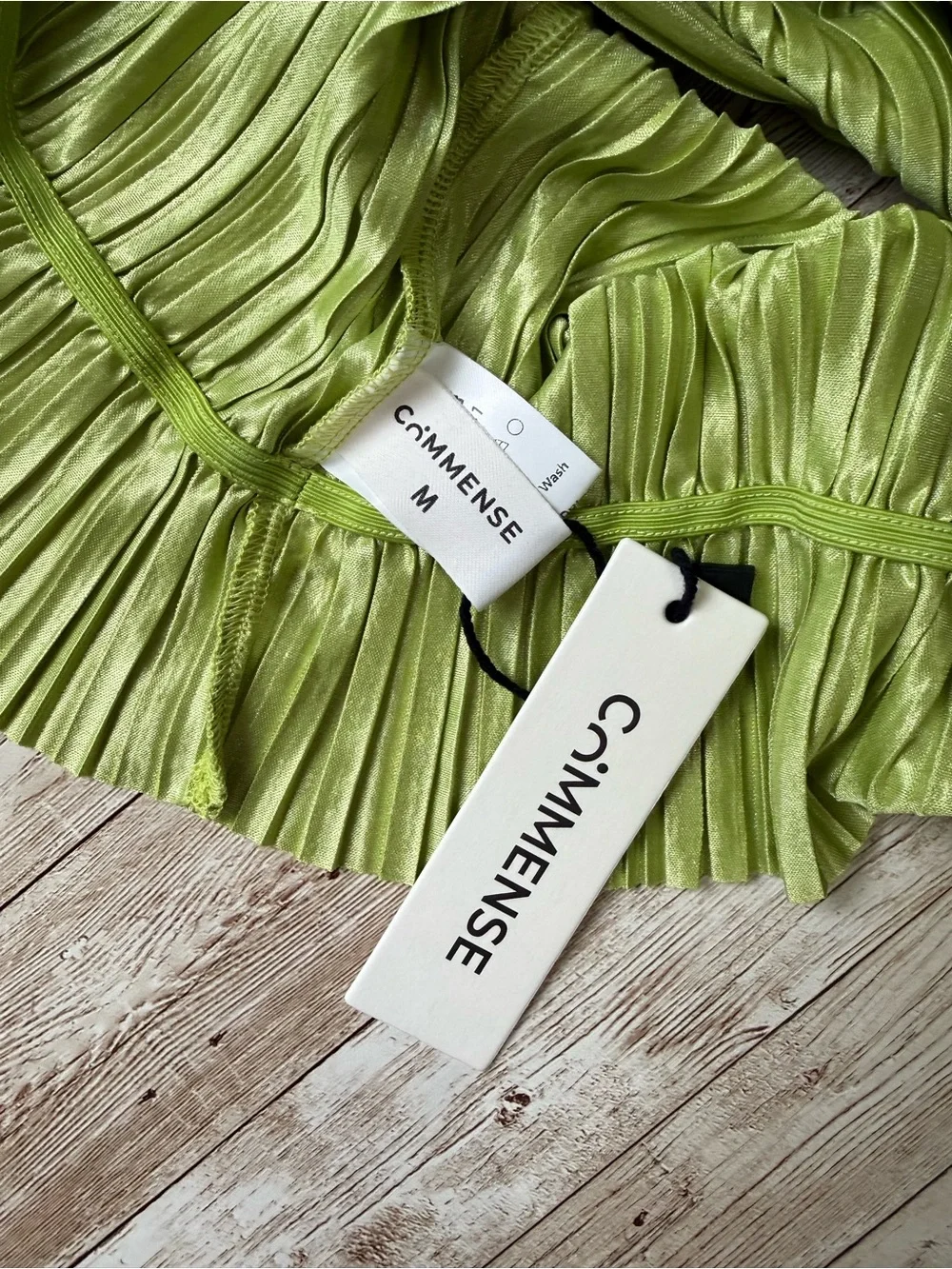 Commense Set Lime Green Pleated Crop Top & Pants Medium NWT Chartreuse - Picture 11 of 13